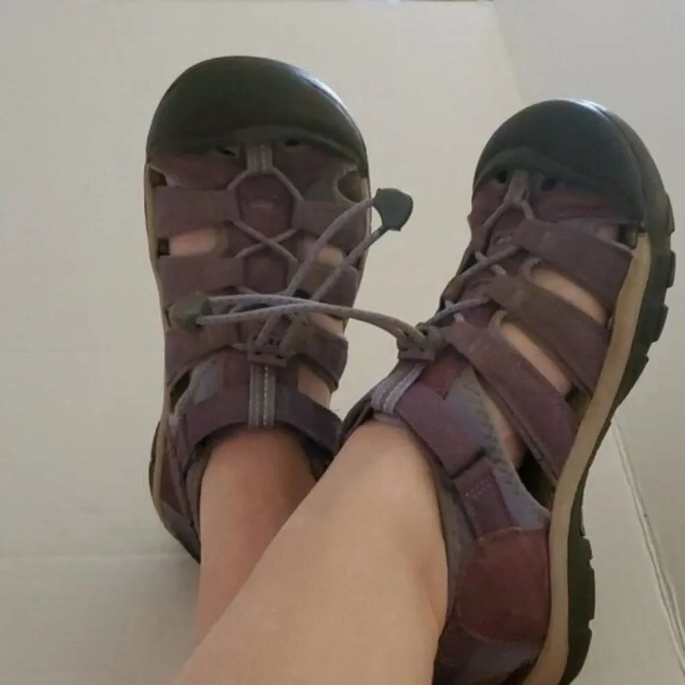Keen purple shoes
